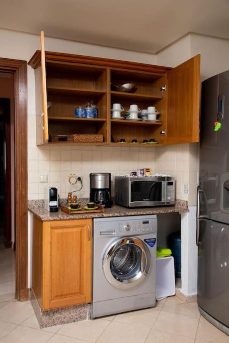 Spacious Beachview Condo Marina - Families Only Agadir Esterno foto