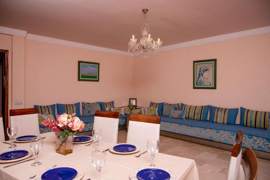 Spacious Beachview Condo Marina - Families Only Agadir Esterno foto