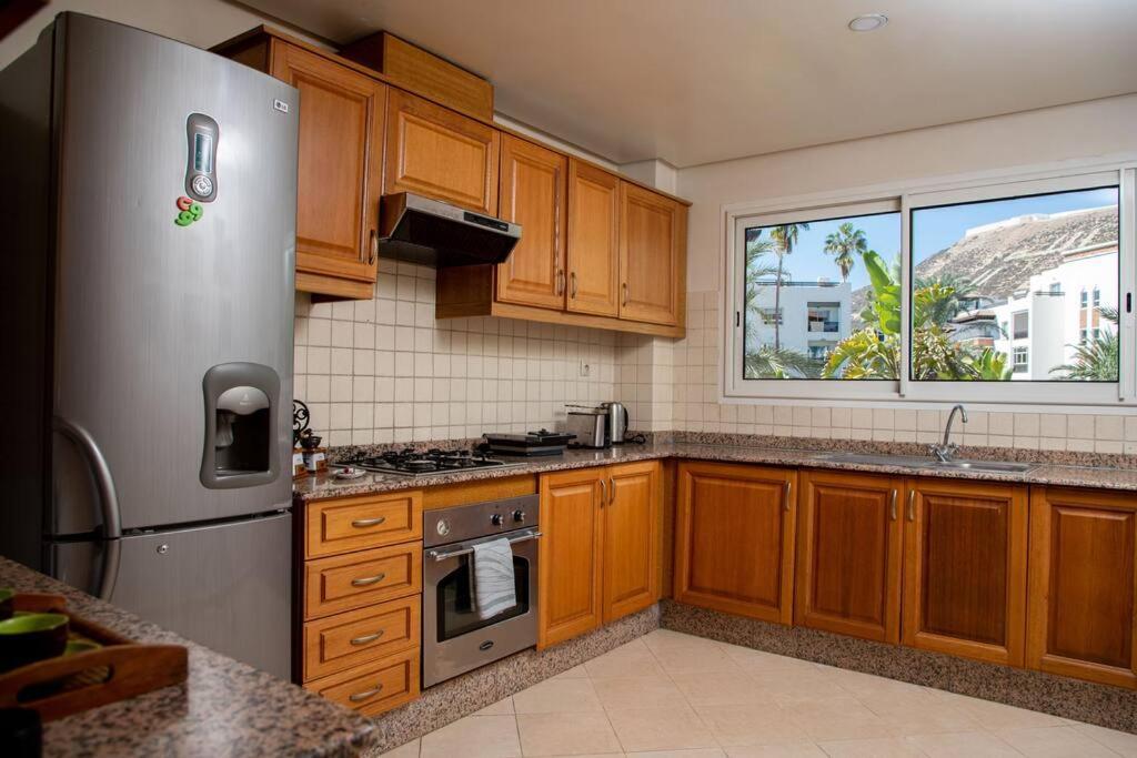 Spacious Beachview Condo Marina - Families Only Agadir Esterno foto